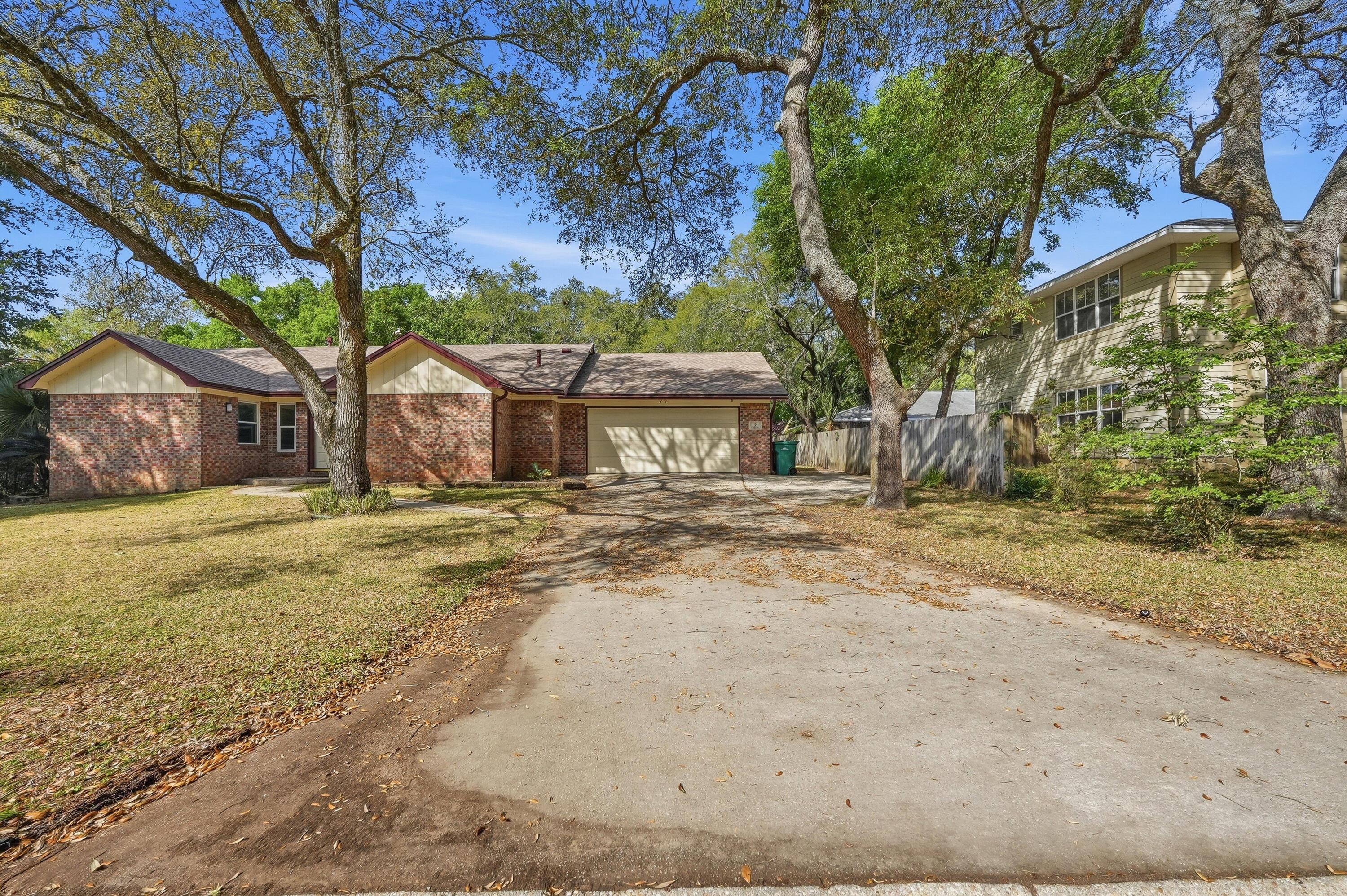 Image 4: Front Elevation
