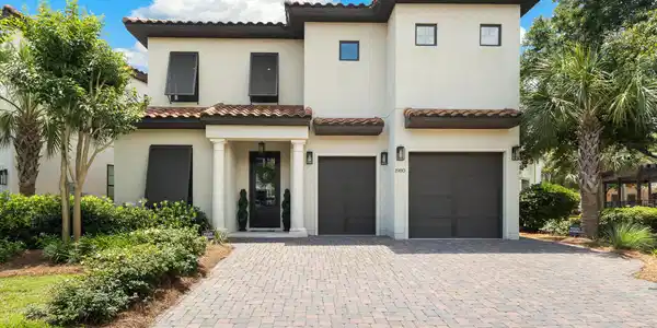 1980 Baytowne Loop