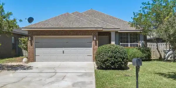 1819 Coast Court