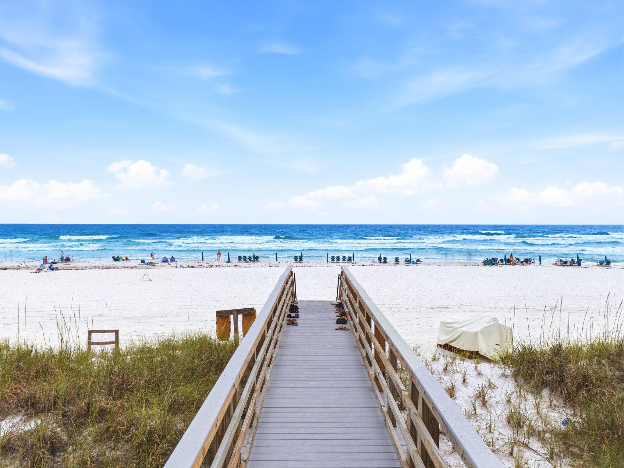 Image 3: Walk Way to Beach