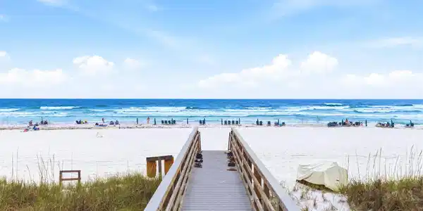 Image 3: Walk Way to Beach