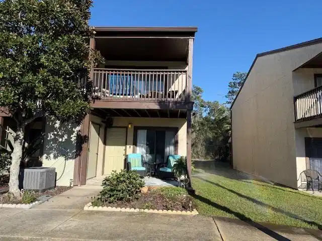 Image 1: Front Elevation