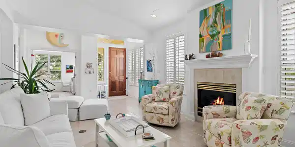 Image 3: Living Area 2