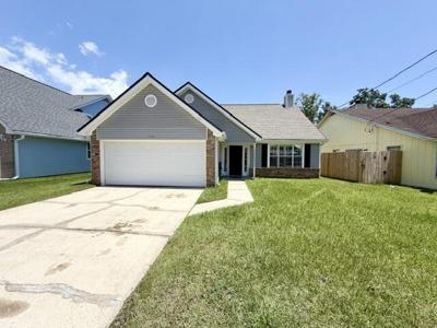1195 Saddle Creek Drive