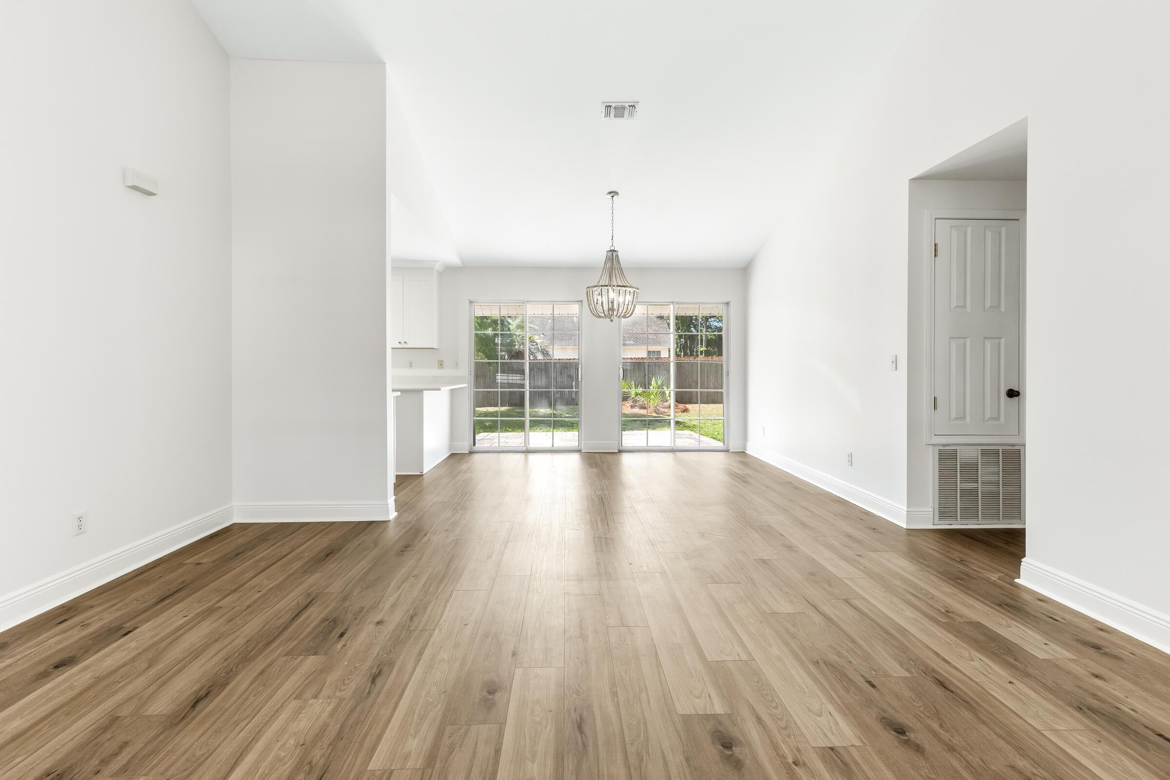 Image 2: 60 Ash Street-6