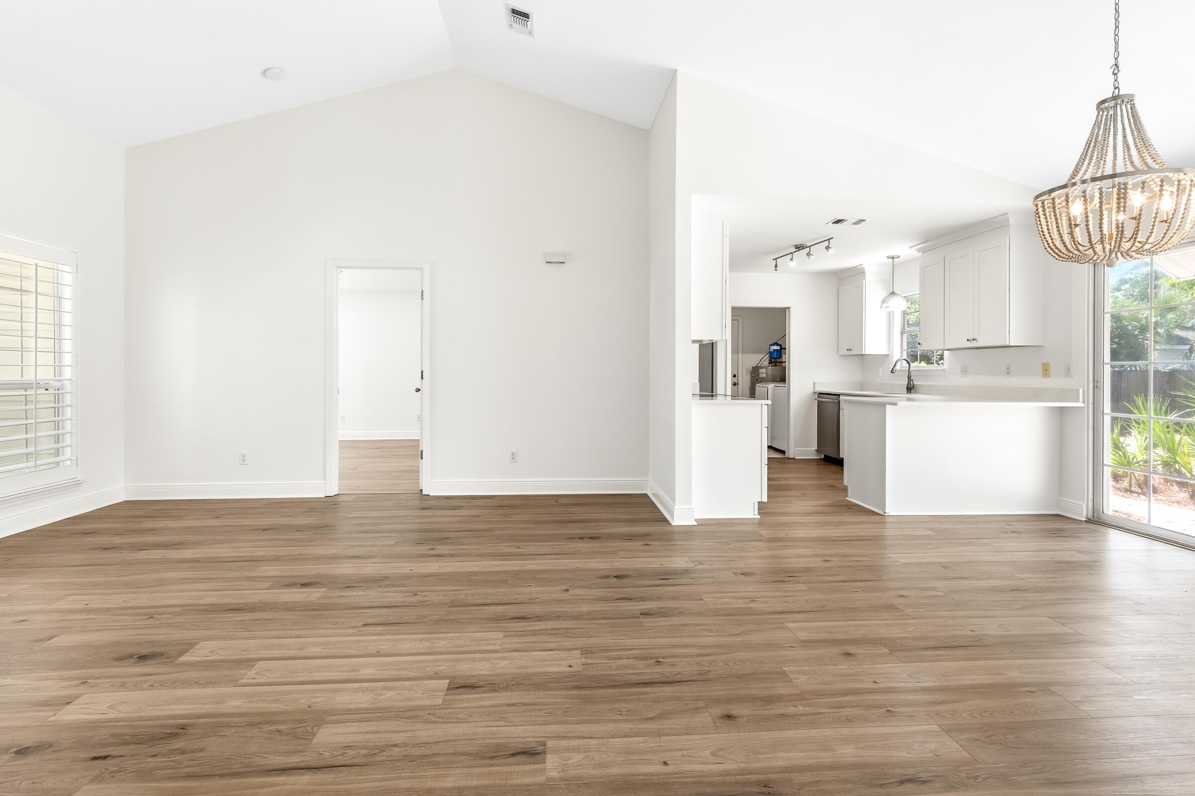 Image 3: 60 Ash Street-8