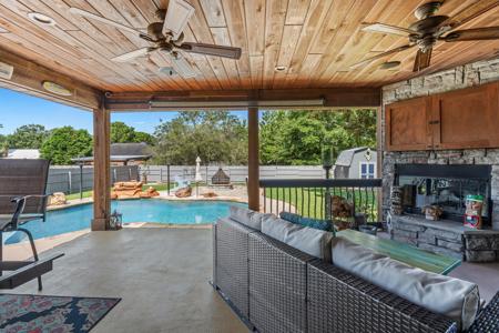 2125 Vizcaya Drive