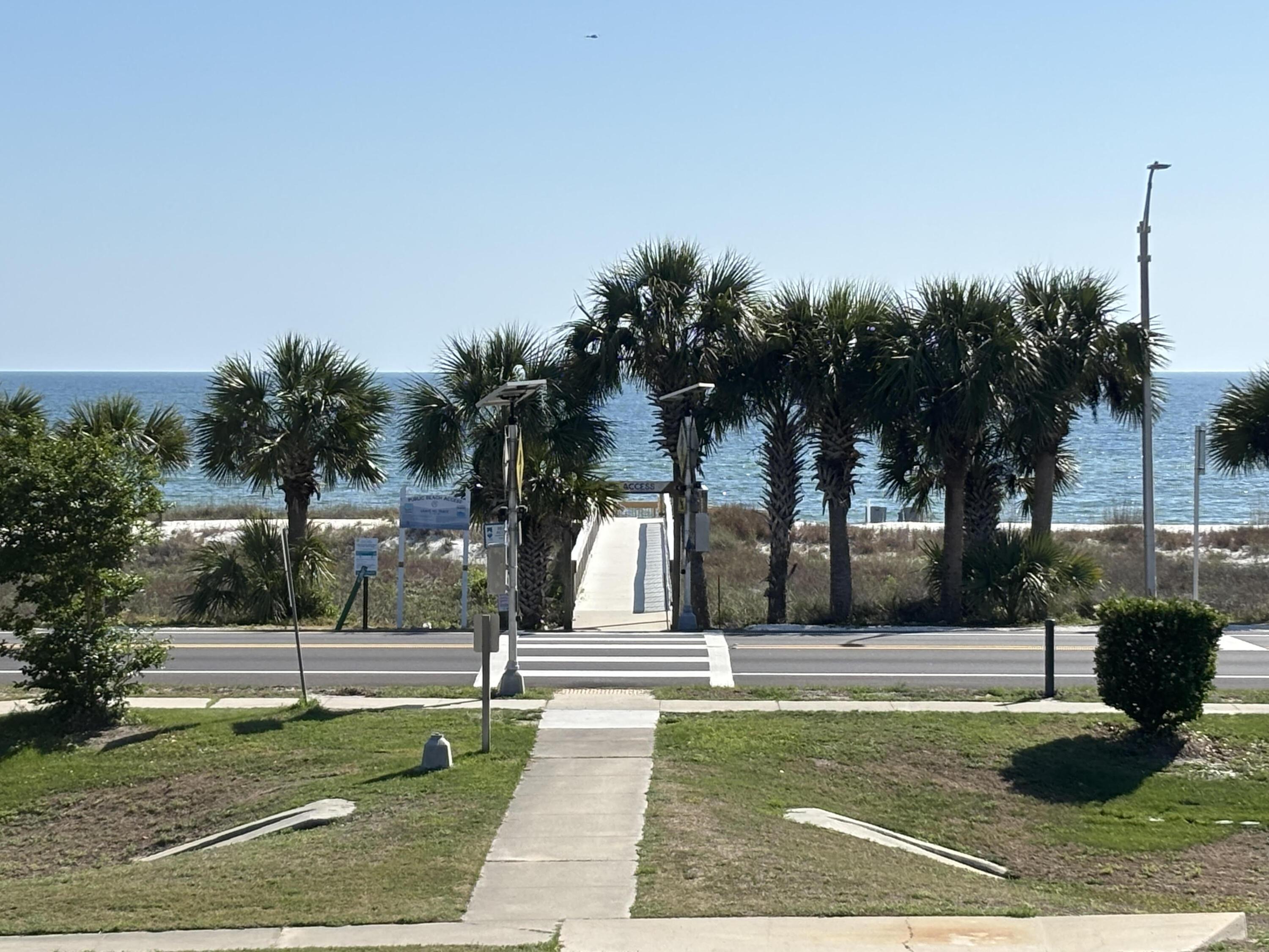 Image 4: Boardwalk to beach