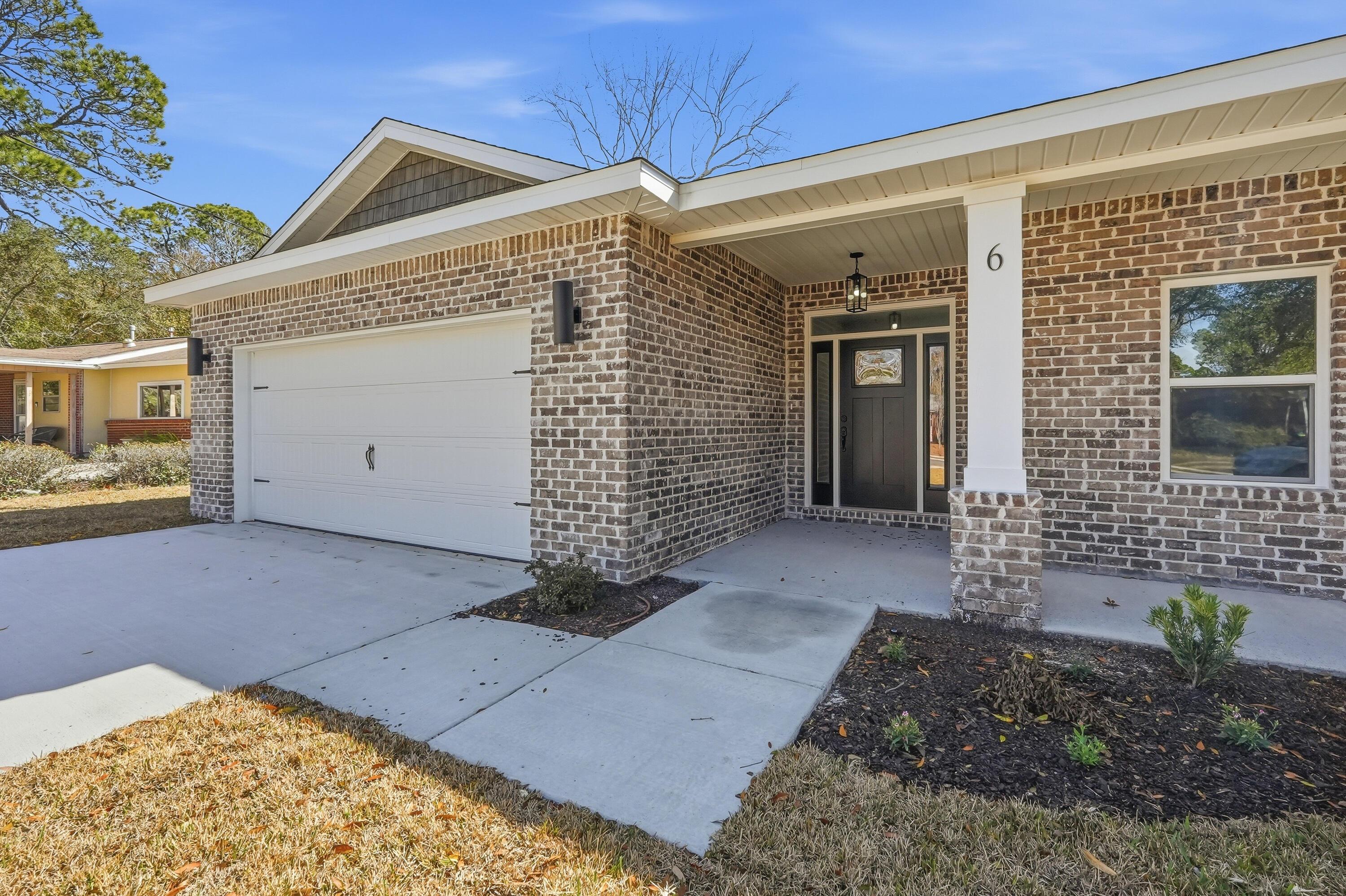 Image 1: 6 kohler dr-6