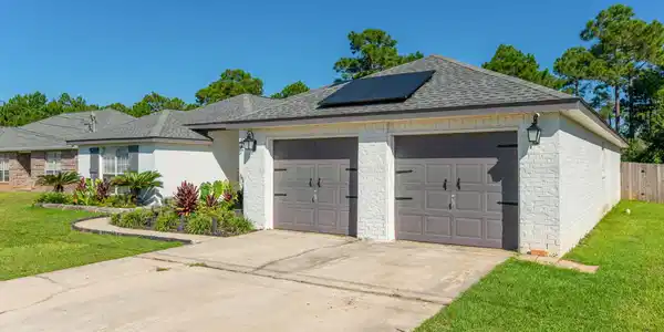 Image 3: 3-web-or-mls-8252-cosica-blvd