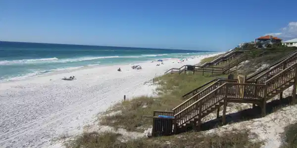 Image 4: Beach at Gulf Shore Manor