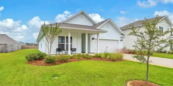 Image 2: 131 Oak Trees Ln W Freeport FL 32439 USA