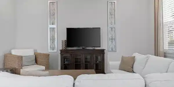 Image 2: 10YorkLane-0756