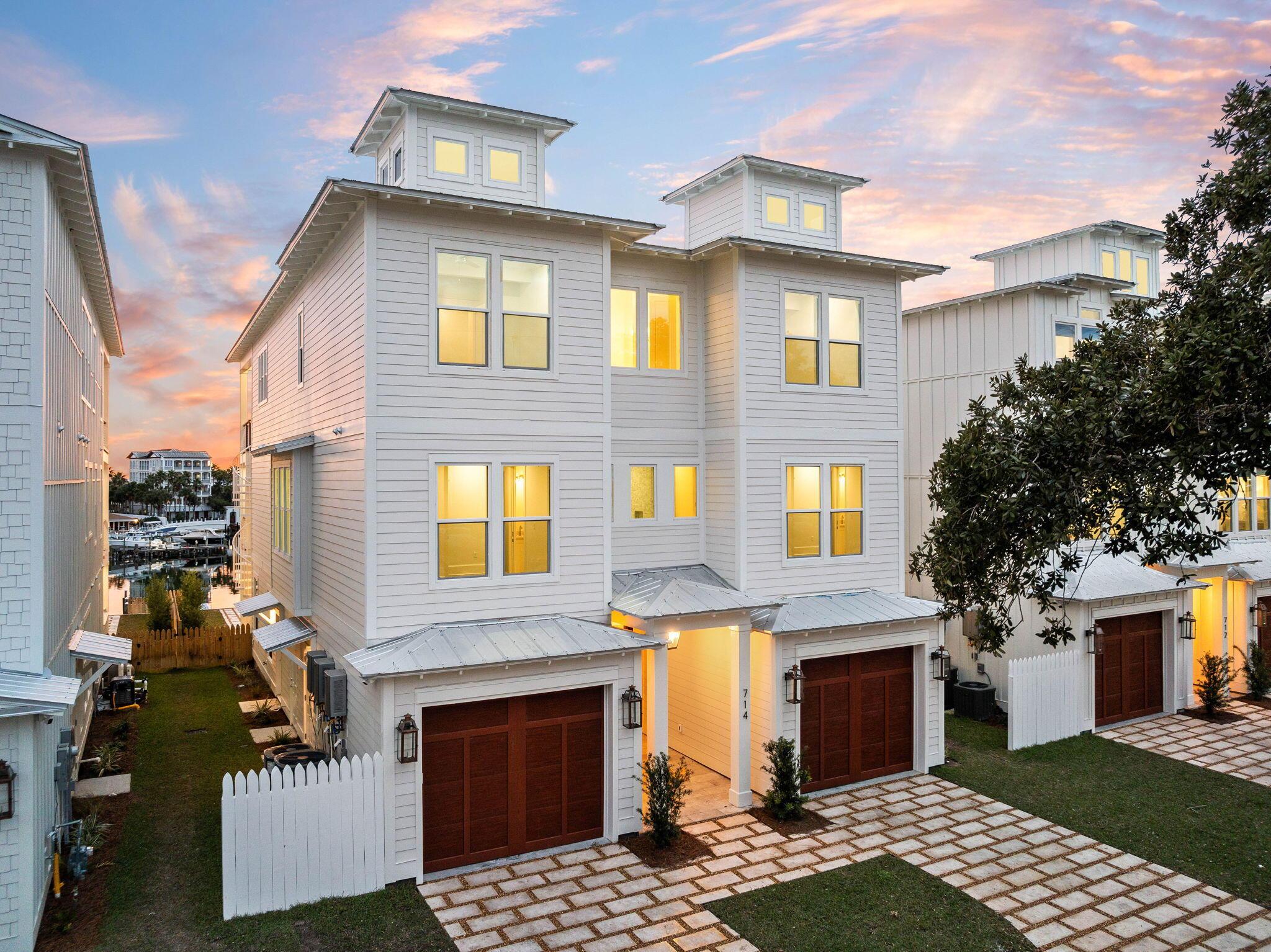 Image 4: Front View Twilight