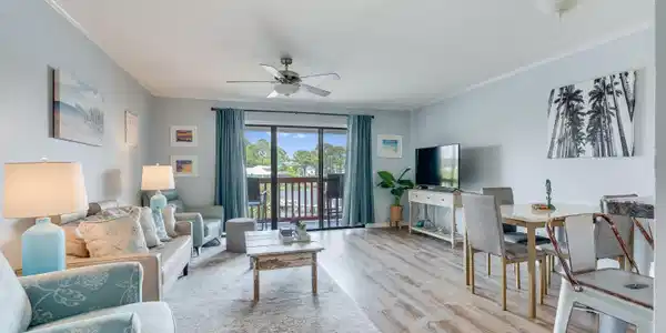 Image 4: 8730 Thomas Dr 409-001