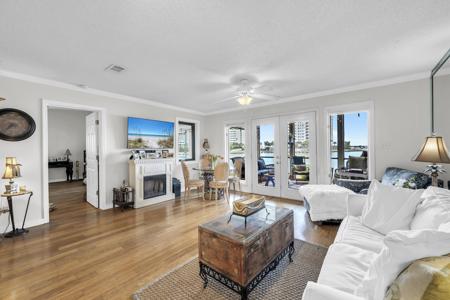 8 Stewart Lake Cove