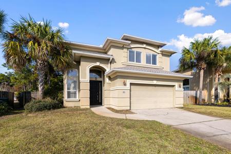 876 Solimar Way
