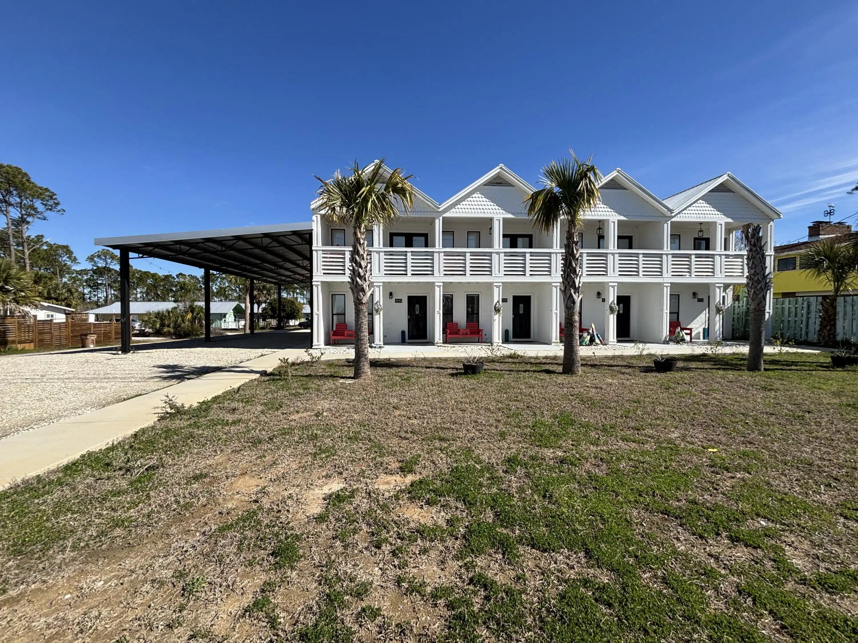 Image 1: Main Photo