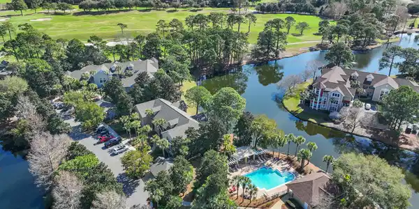 8569 Turnberry Court