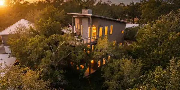 826 N Walton Lakeshore Drive
