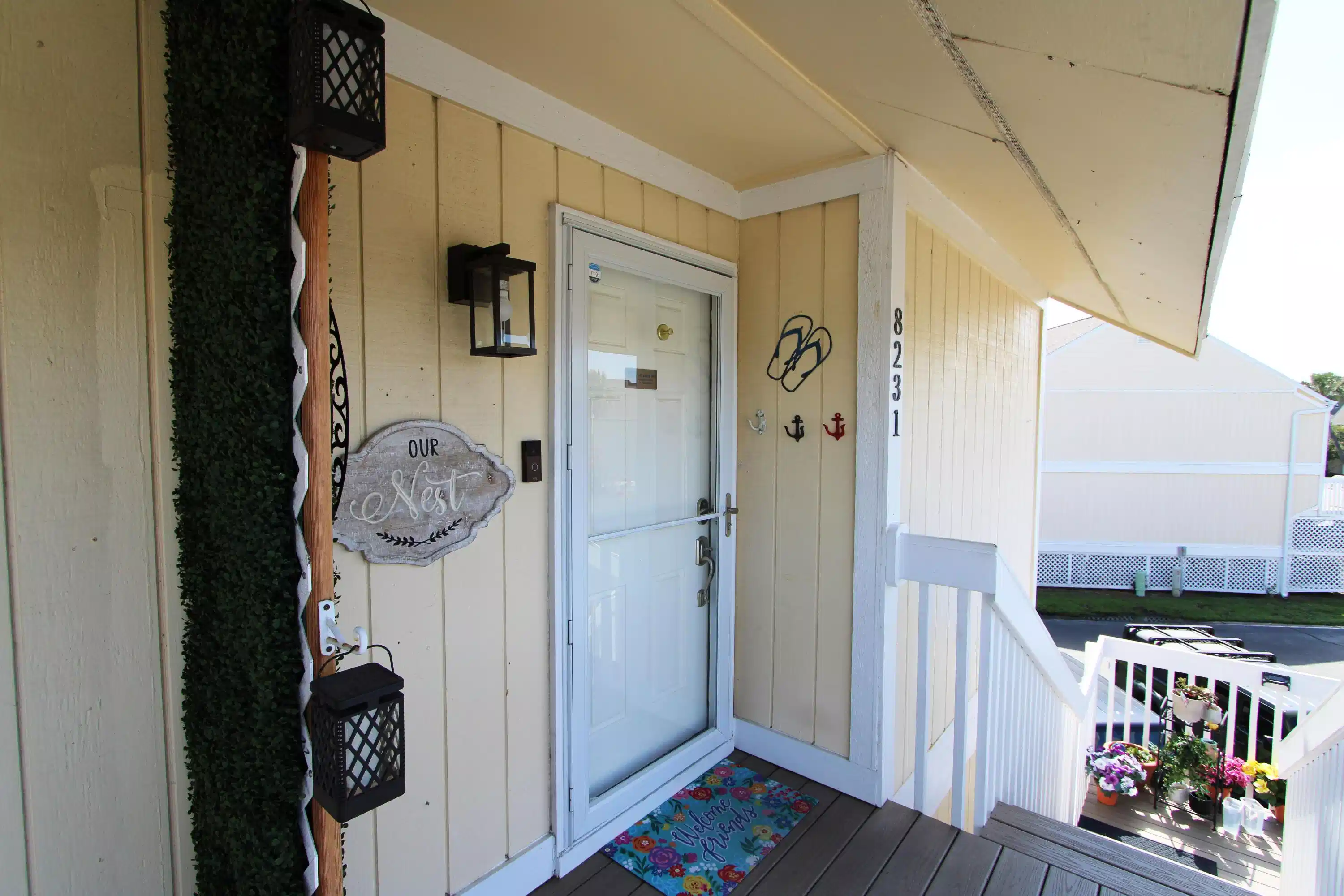 Image 1: Enrtry Door