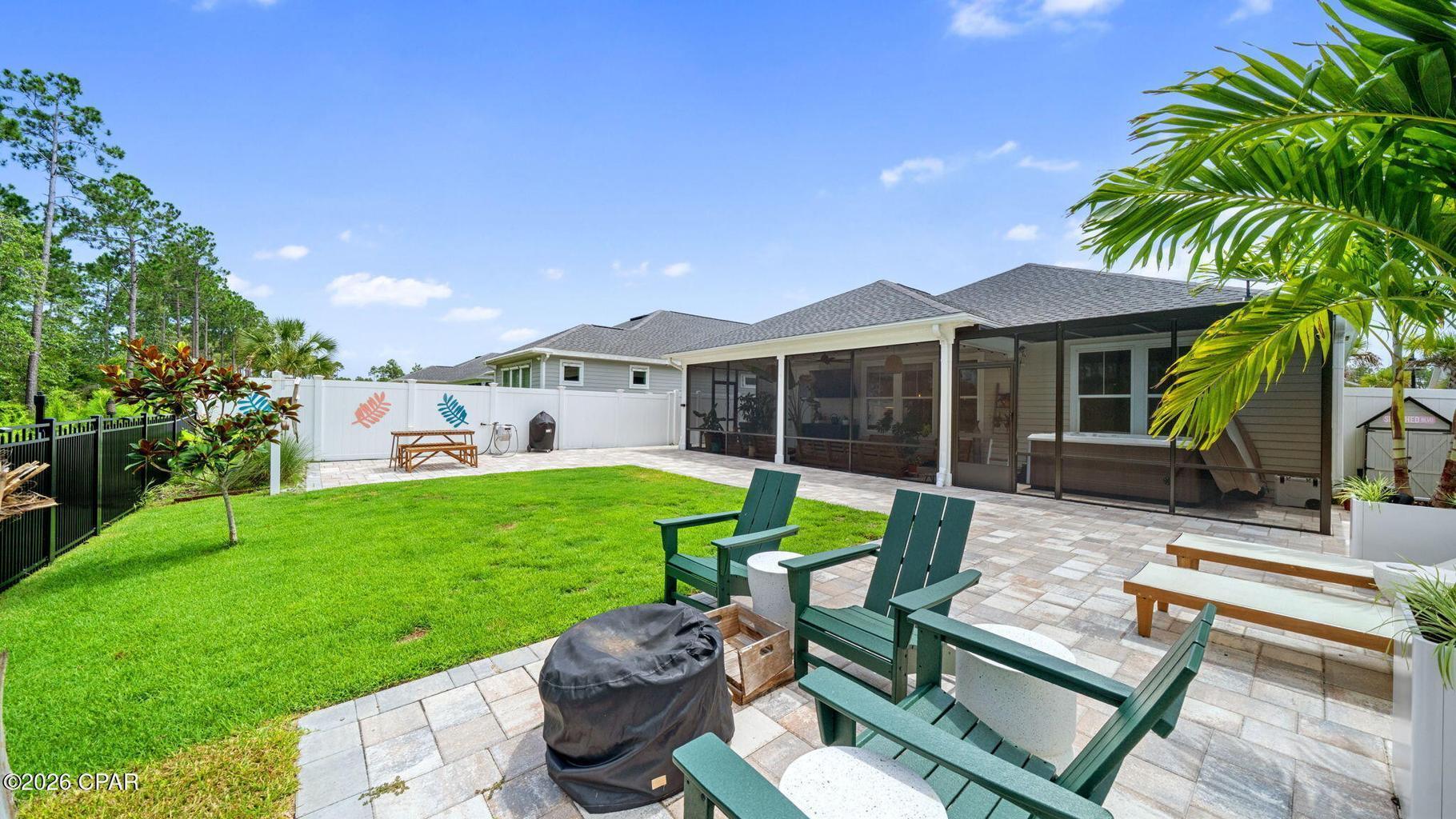 Image 4: Backyard