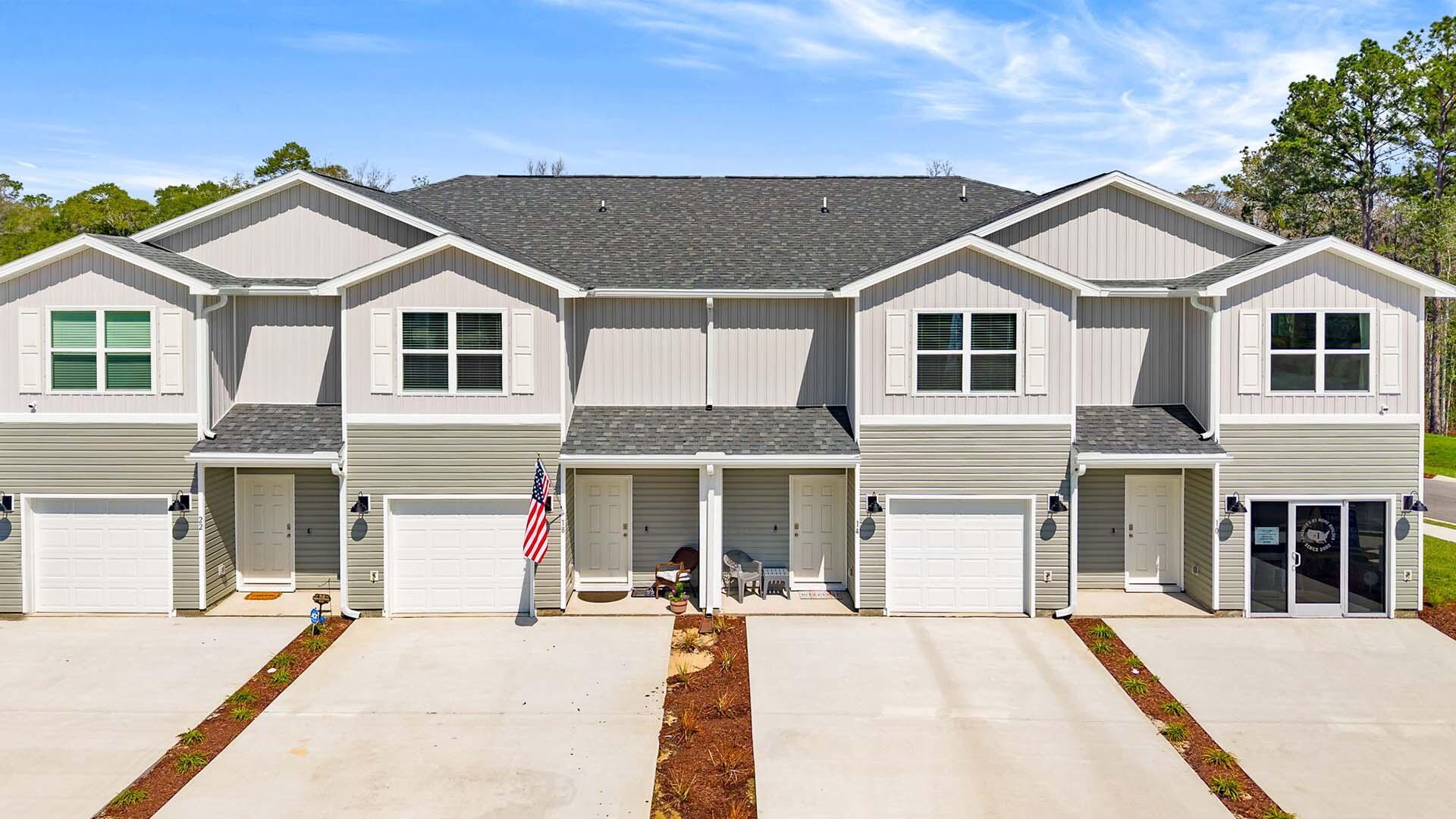Image 1: _0022_1-web-or-mls-10 Rudder Ln -001