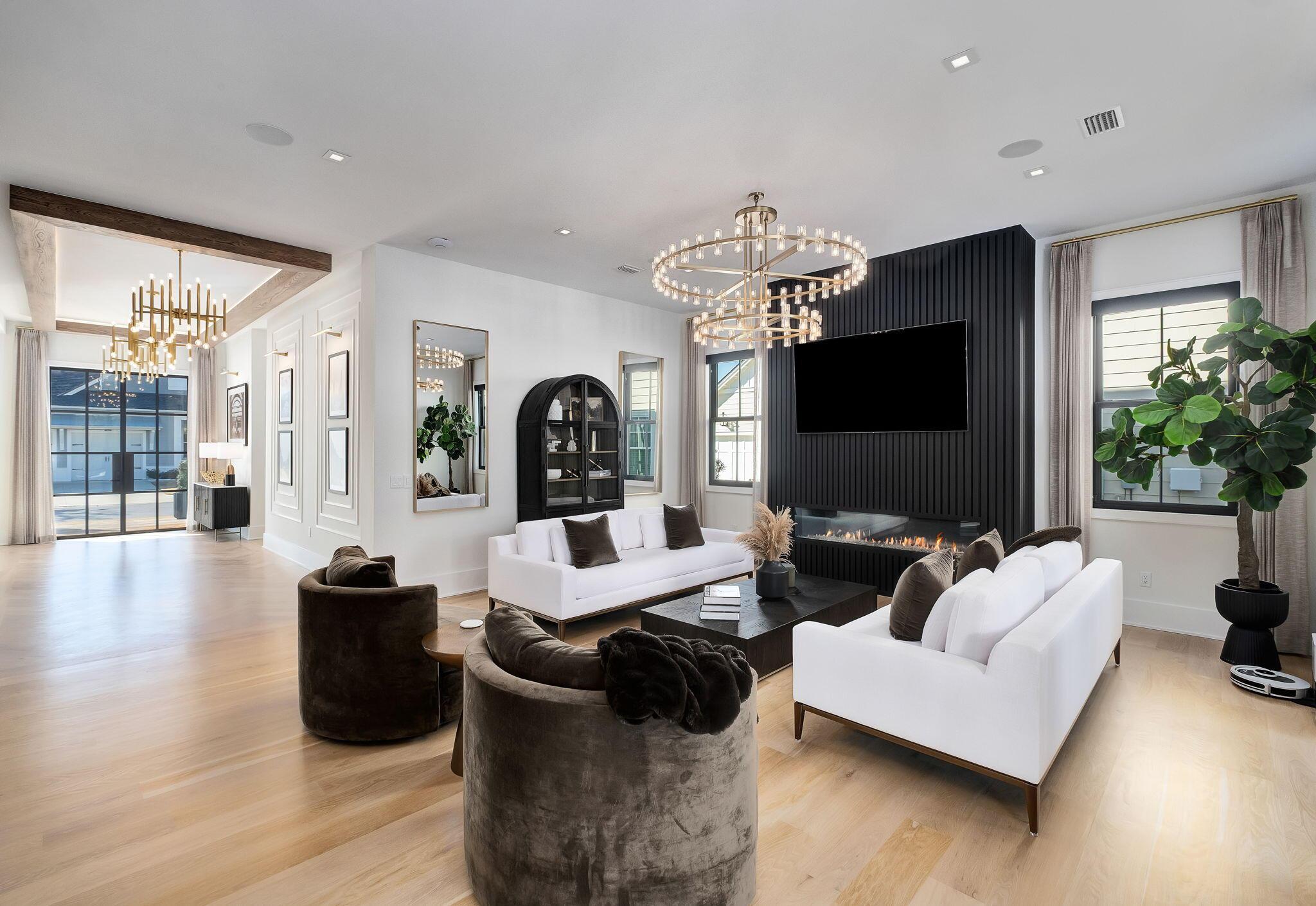 Image 1: 165 Needle Cast Lane