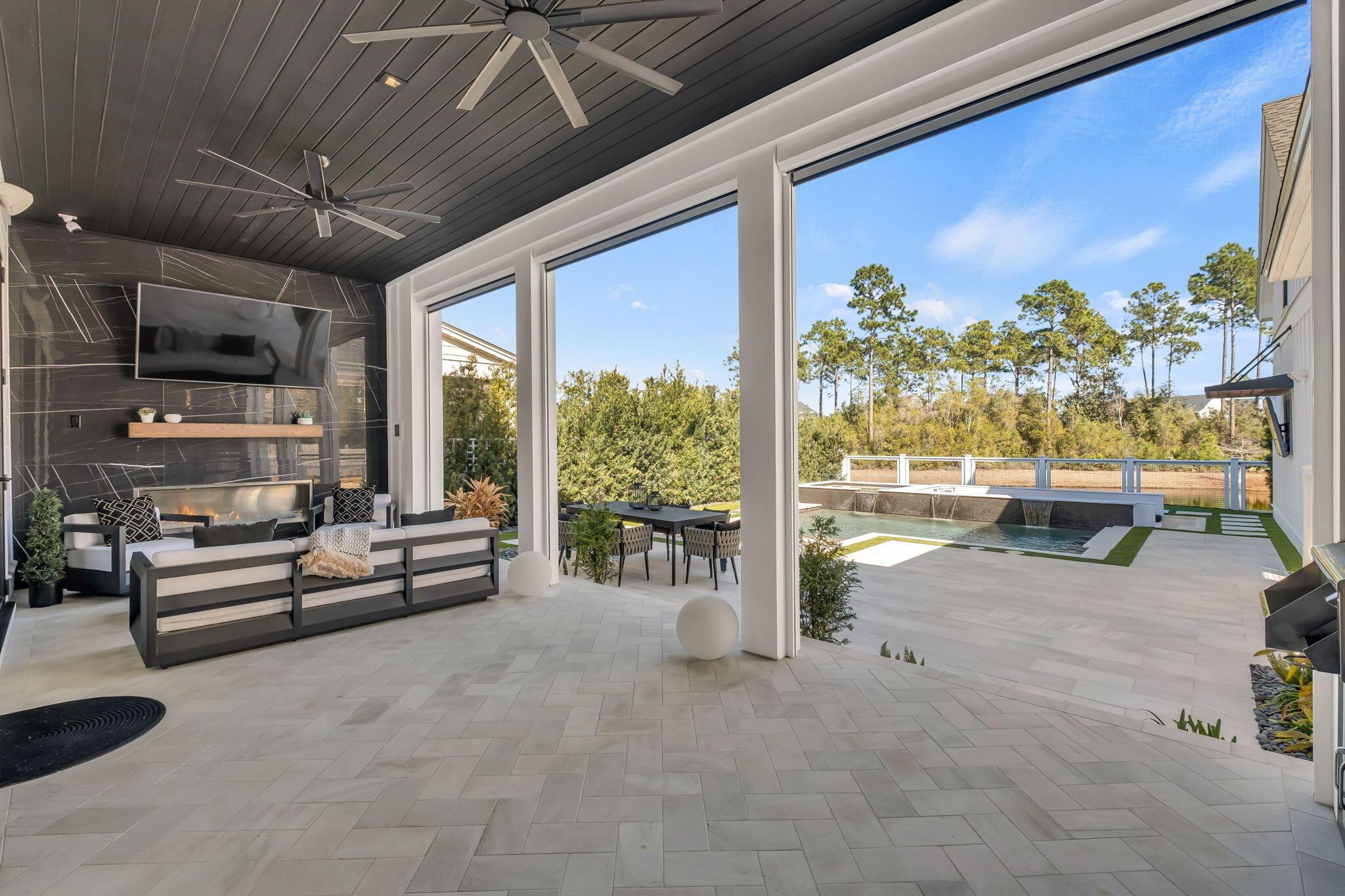 Image 3: 165 Needle Cast Lane