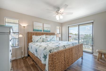 60 Sandprints Drive