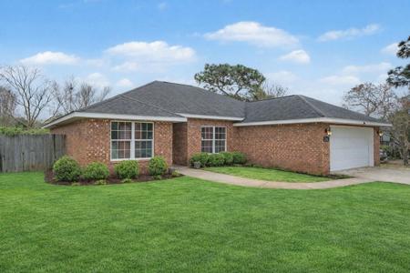 2202 Palo Alto Street