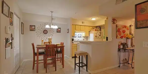 Image 2: Dining 1