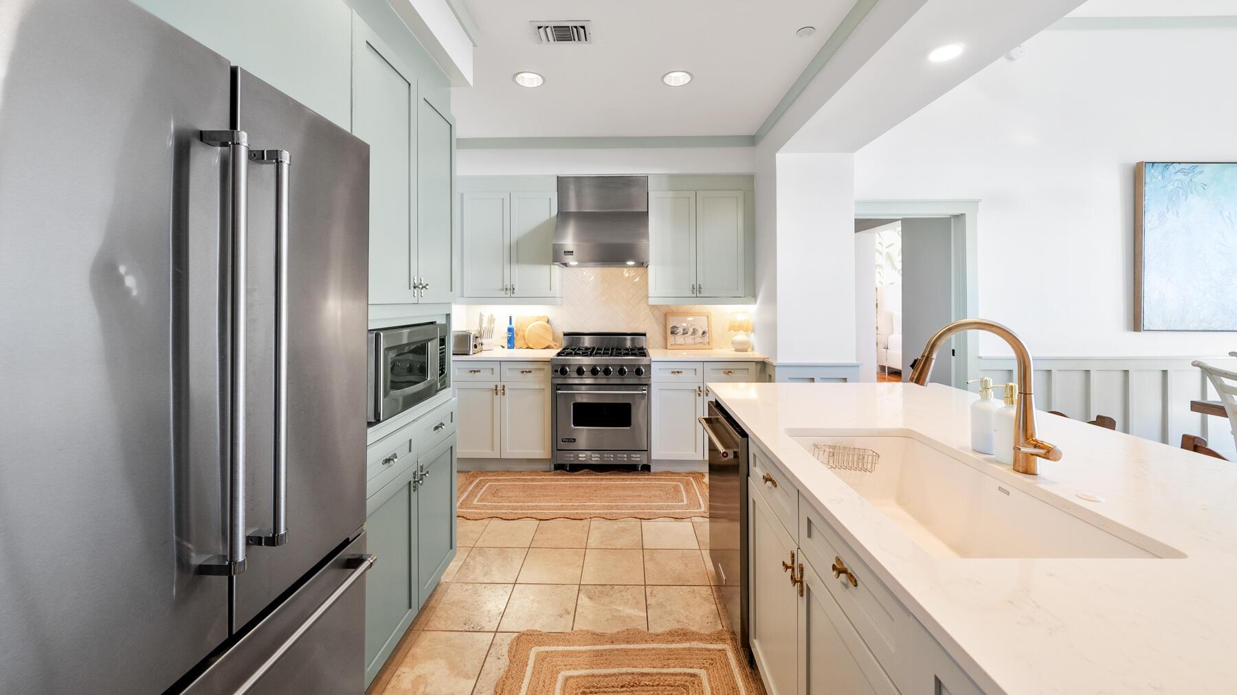 Image 3: Renovated Kitchen