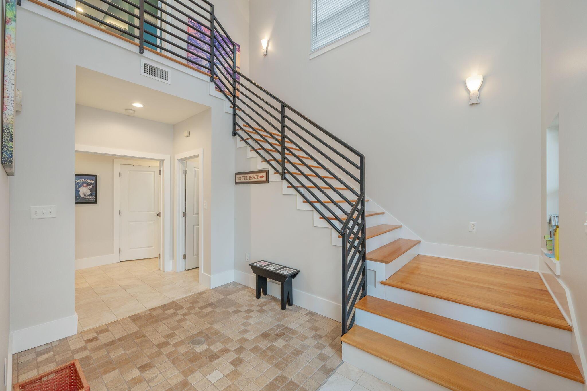 Image 3: Entry Way