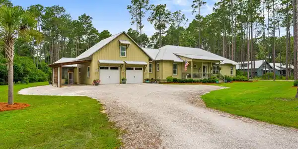 6408 River Bluff Trail