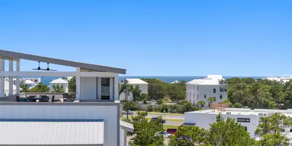 Image 2: Gulf Views from Full-Length Roof Deck