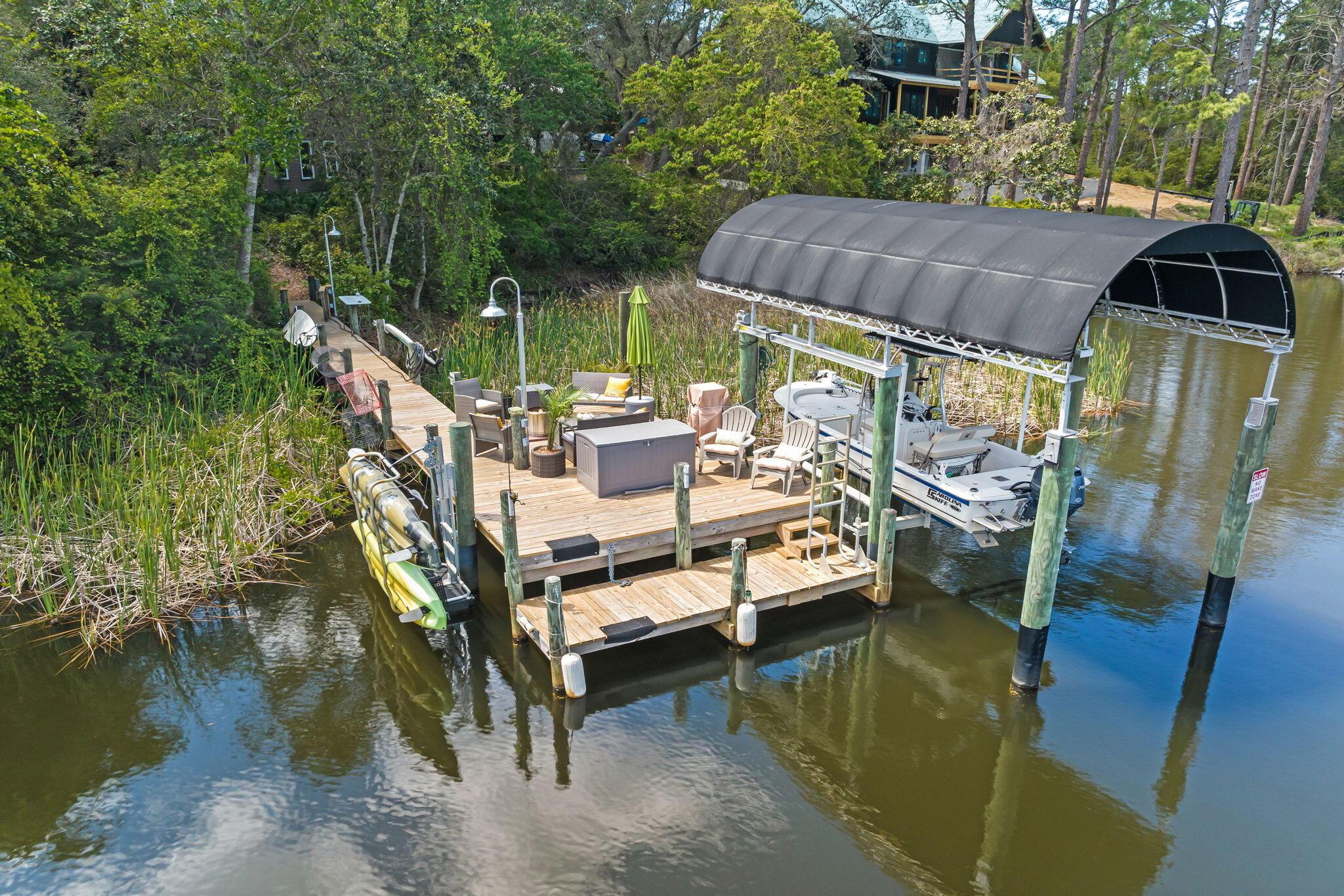 Image 3: 48-web-or-mls-828NWaltonLakeshore-46