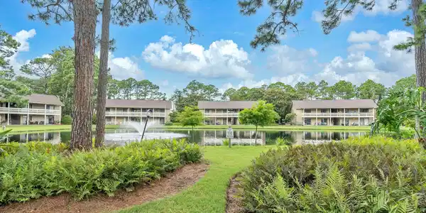 452 N Driftwood Bay
