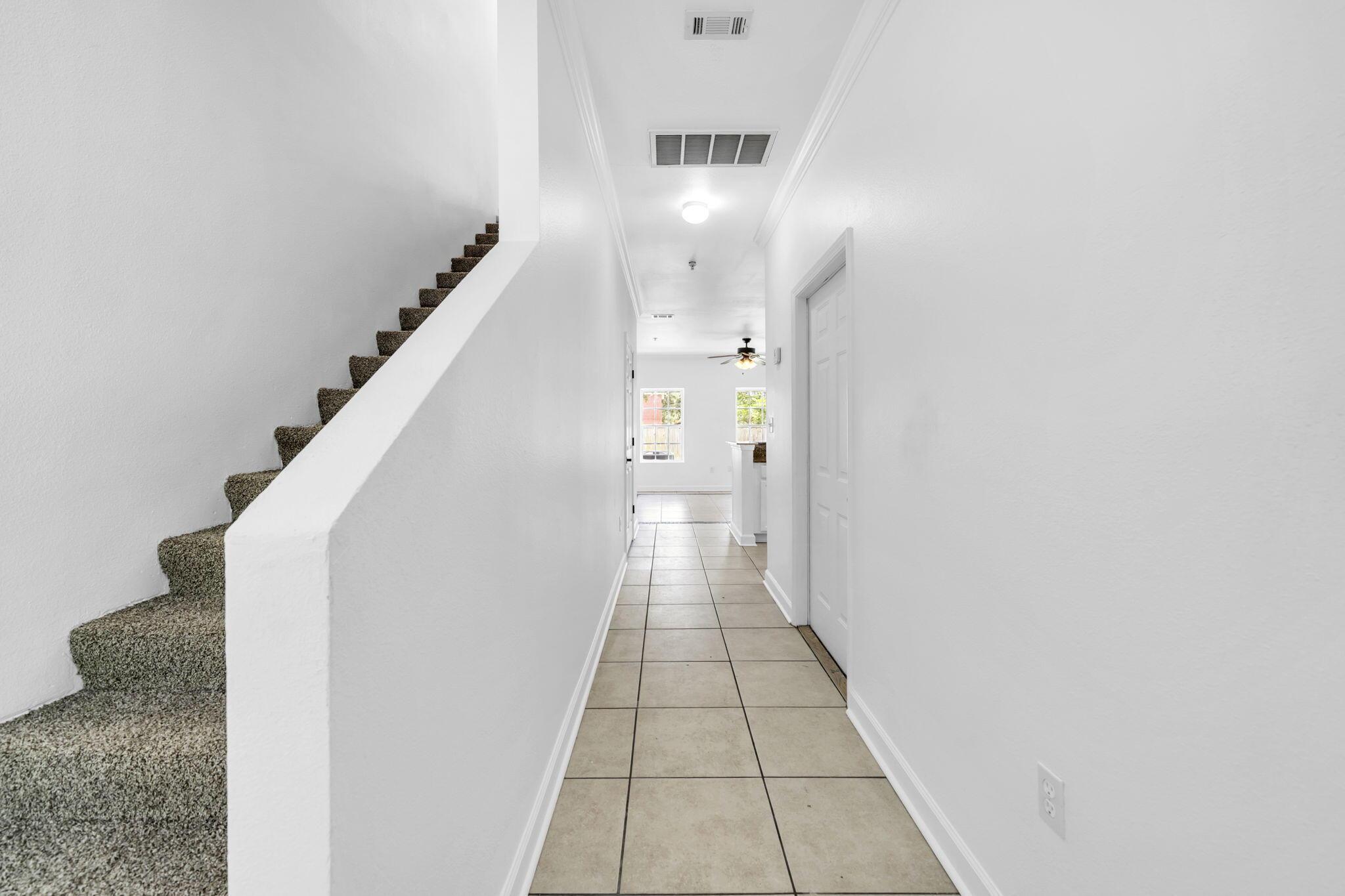 Image 4: 4-web-or-mls-DSC05073