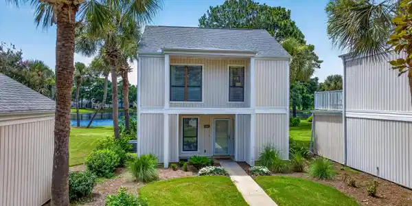 713 Sandpiper Drive