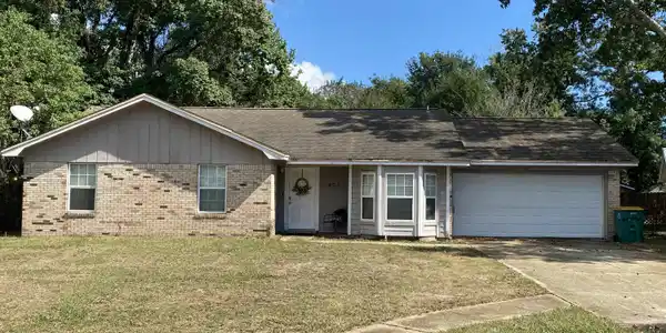 402 Celeste Court