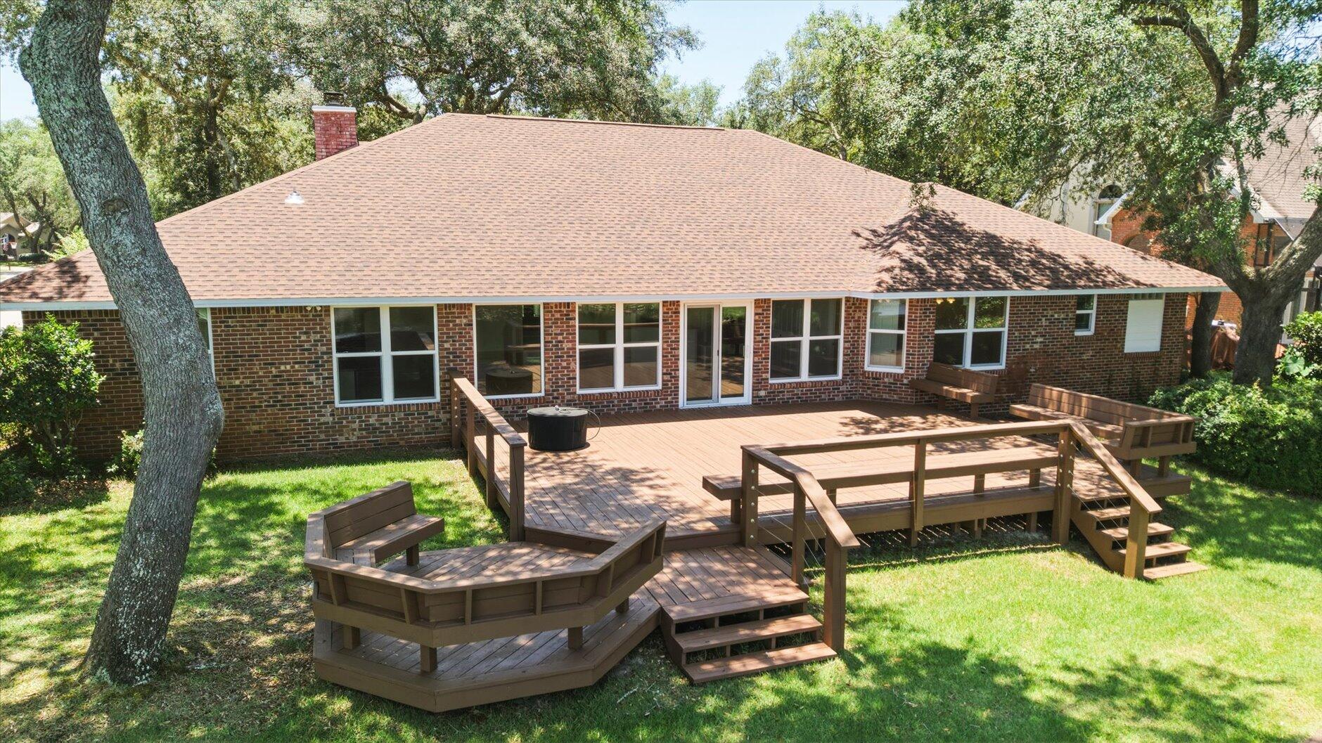 Image 4: 236 Windward Way