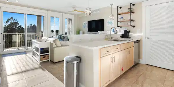 Image 4: Modern Kitchn