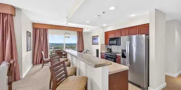 Image 3: Kitchen