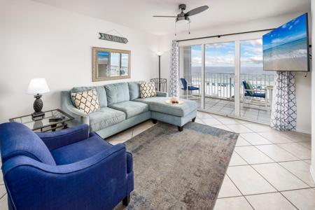376 Santa Rosa Boulevard