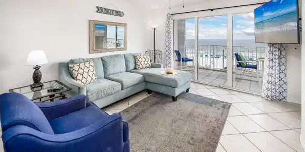 376 Santa Rosa Boulevard