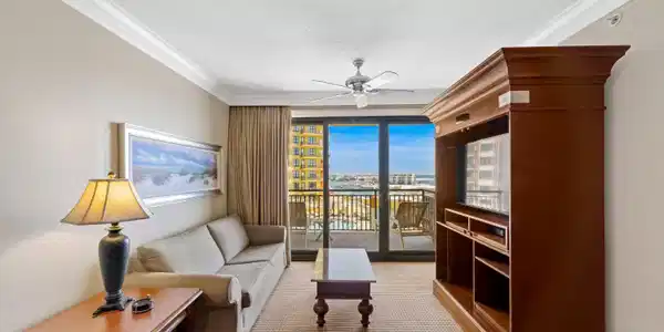 10 Harbor Boulevard