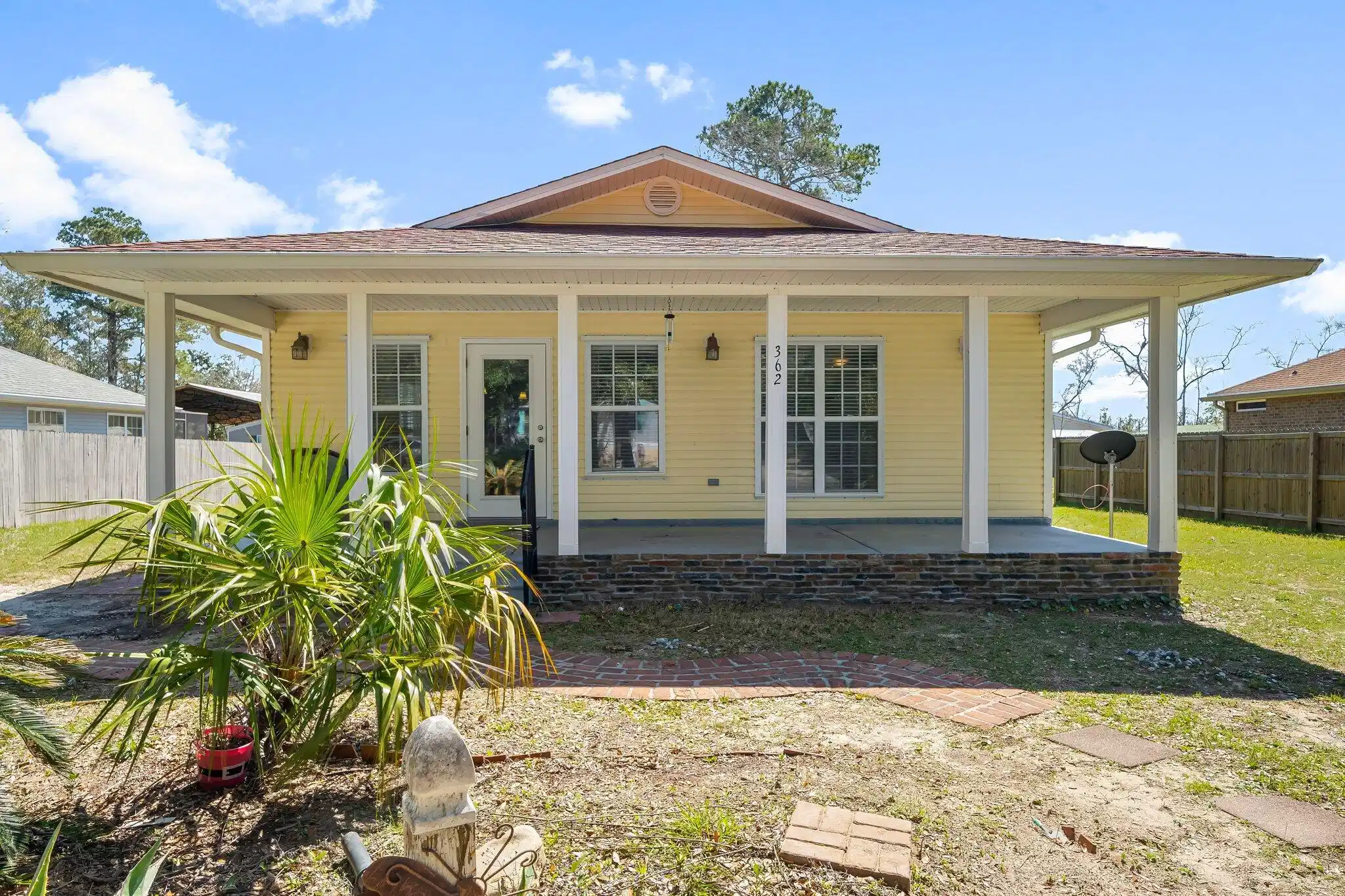 Image 1: 362 Palmetto Ave