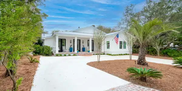 102 Camp Creek Rd S
