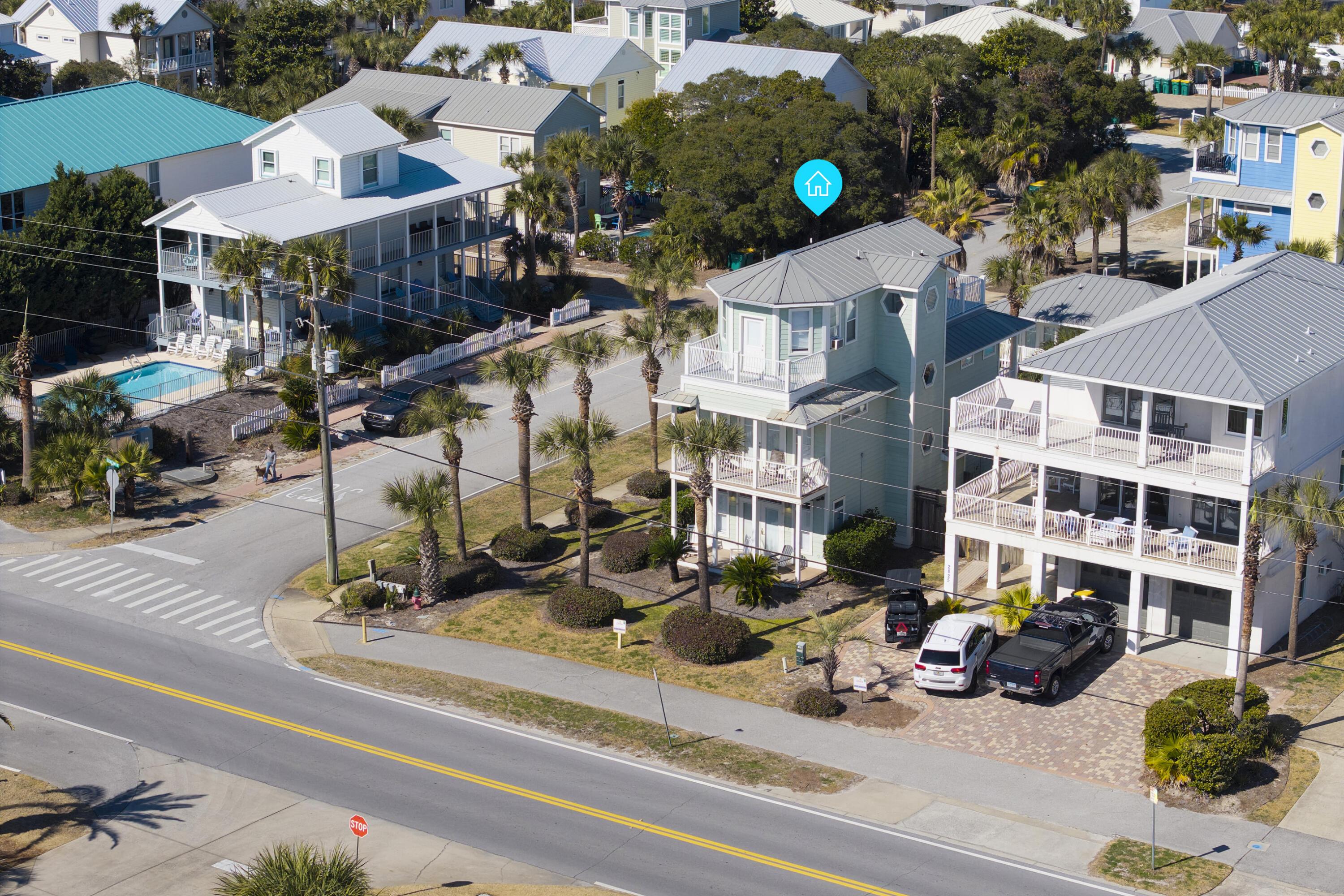 Image 4: Corner Lot on Scenic 98